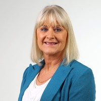 Jeni Pearce Email & Phone Number