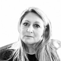 Elin Johnsson Email