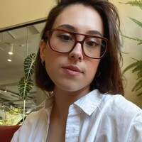 Lara A. Email