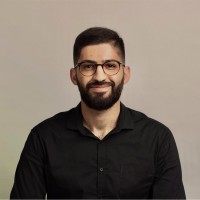 Movses Arakelyan Email