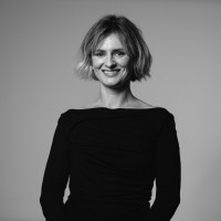 Evelina Sausina Email & Phone Number