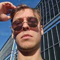 Thomas Crombez Email
