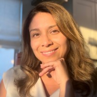 Skyline Surfaces Employee Carolina Jorge's profile photo