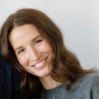 Realtor.com Employee Clara Moore's profile photo