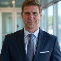 JLL Employee Todd Schaefer's profile photo