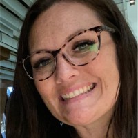Pizza Hut Employee Amanda Devries's profile photo