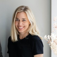 Melinda Holmén Email