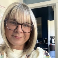 Susan Strandberg Email & Phone Number