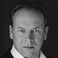 Arjo Middelveld Email