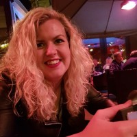 Tirsa van der Schaaf Email