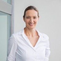 Silvia Andres Email