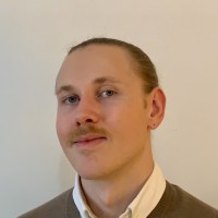 Max Lund Email