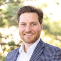 Dan Warren Email & Phone Number