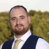 Simplify Employee Vasilije Simonovic's profile photo