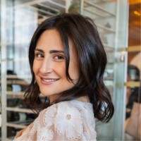 Maria Davantzis Email & Phone Number