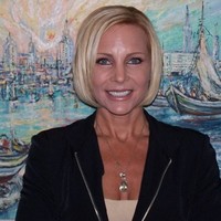 Holly Mahan Email & Phone Number