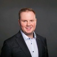 Thomas Knaack Email