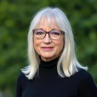 Jeanie Larson Email & Phone Number