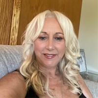 Connon Nurseries Employee Viv Wade's profile photo