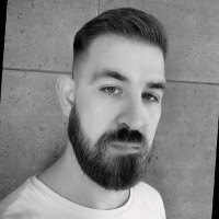Kamil Jerzewski Email