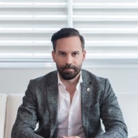 Hugo Perez Ovalles Email