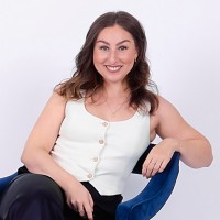 Samantha Dutton-Jones Email