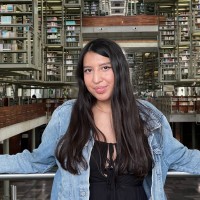 Julia Genoves Email