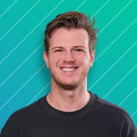 Remon van Maurik Email
