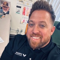 Michael Neueswander Email