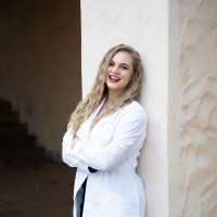 Brianna Oexmann Email & Phone Number
