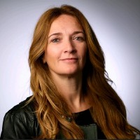 Alie Vierhouten Email