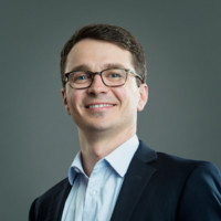 Email e telefono di Lowry Curley