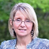 Coast 2 Coast Employee Tammie Long's profile photo