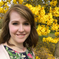 Vecteezy Employee Julie Holt's profile photo