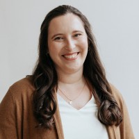 Hannah Barg Email & Phone Number