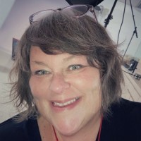 Sacred Heart University Employee Tracy Deer-Mirek's profile photo