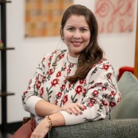 Adriana Bravo Email