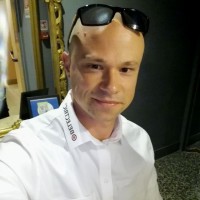 Philipp Roos Email