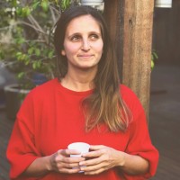 Laura Villa Email