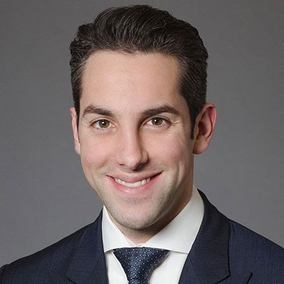 Latham & Watkins Employee Justin Elliott's profile photo