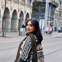 Larissa de Lorenzo Abreu Email