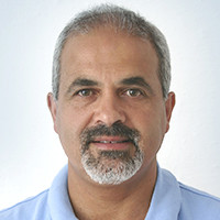 Antonio Alcalde . Email