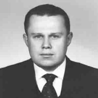 Hubert Chwałka Email