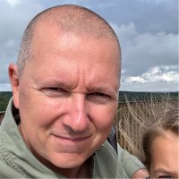 Gustaf Holst Email