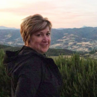 KIS Employee Sue Canevaro's profile photo