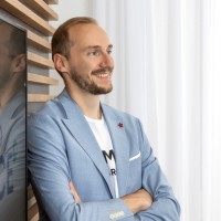 Markus Huber Email