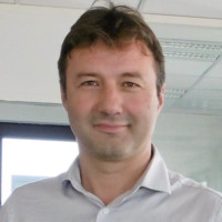 Sénad Redzic Email