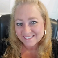 Berger Allied Moving & Storage Employee Julie Surface's profile photo
