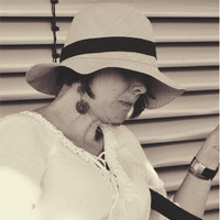 Monica Gomez-Villafañe Email & Phone Number