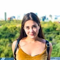 Liliana Dávalos Email